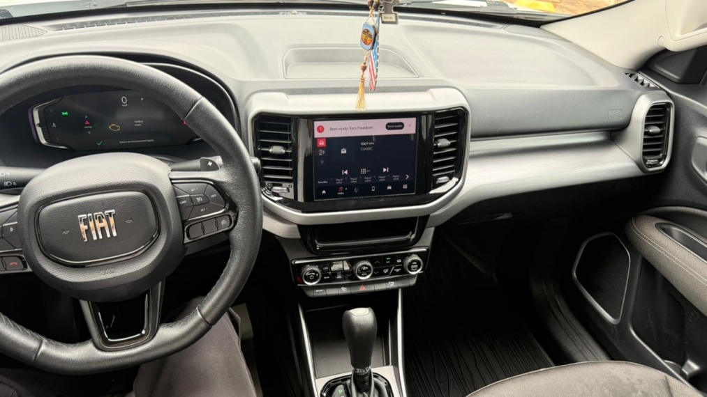 fiat toro 1.3 turbo 270 flex freedom at6 4p automatico 202425