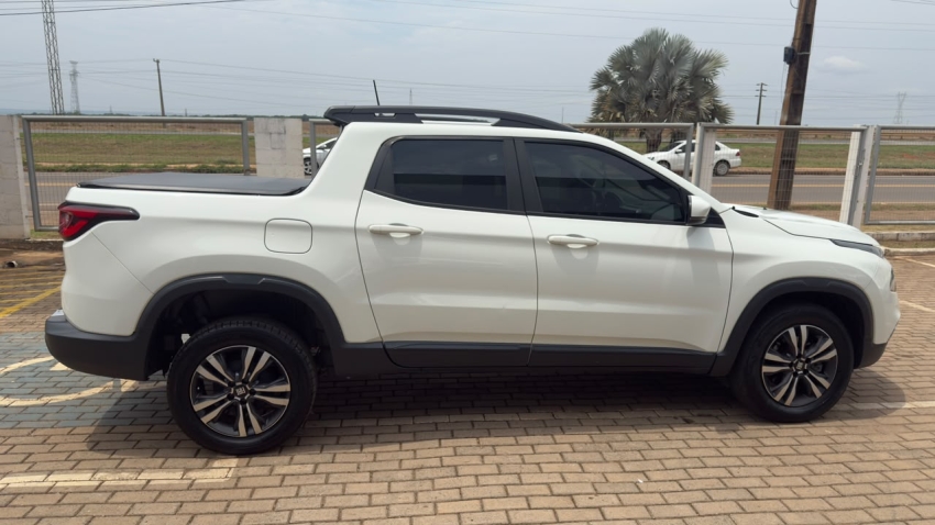 fiat toro 1.3 turbo 270 flex freedom at6 4p automatico 20249