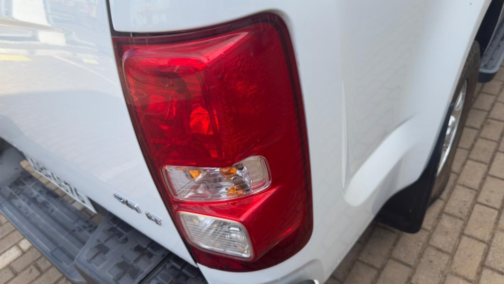 chevrolet s10 2.4 lt 4x2 cd 8v flex 4p manual 201320