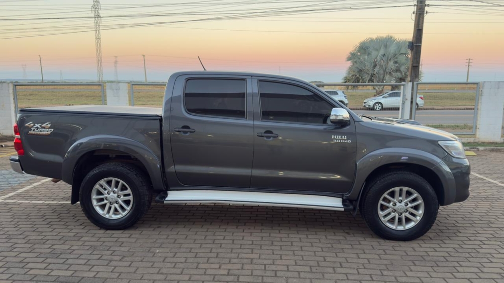 toyota hilux 3.0 srv 4x4 cd 16v turbo intercooler diesel 4p automatico flex 20154