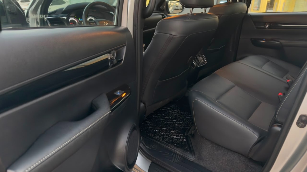 toyota hilux 2.8 srx 4x4 cd 16v diesel 4p automatico 202023