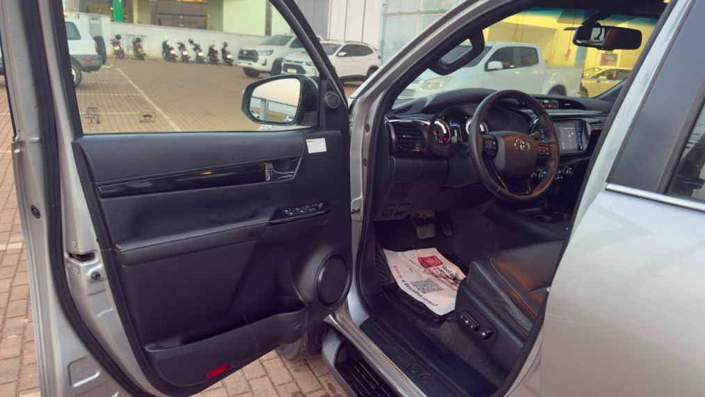 toyota hilux 2.8 srx 4x4 cd 16v diesel 4p automatico 202019