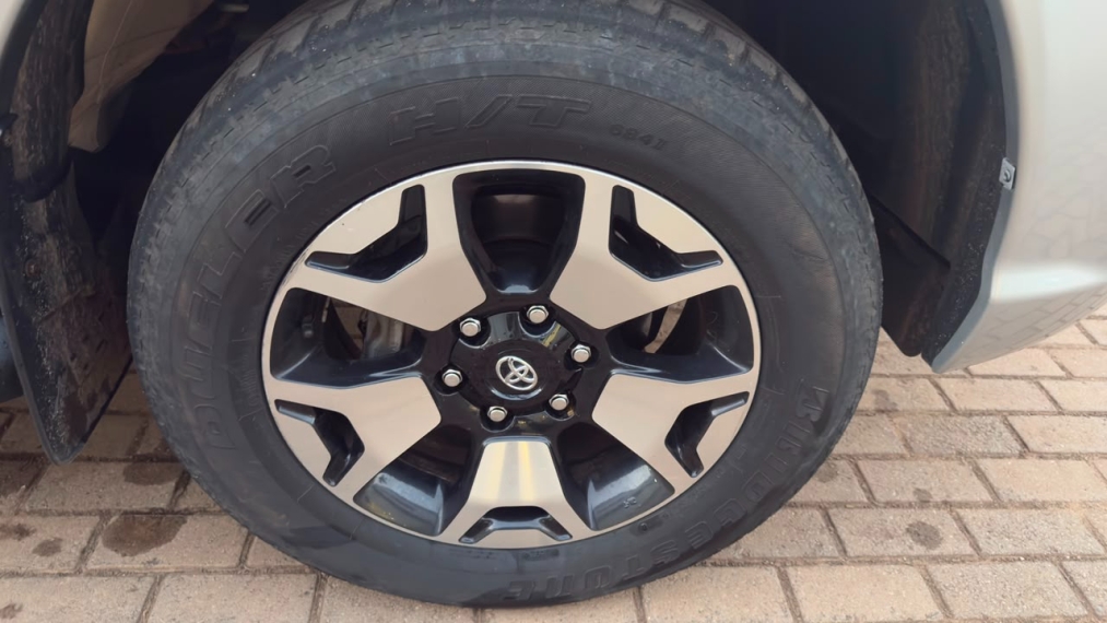 toyota hilux 2.8 srx 4x4 cd 16v diesel 4p automatico 202015