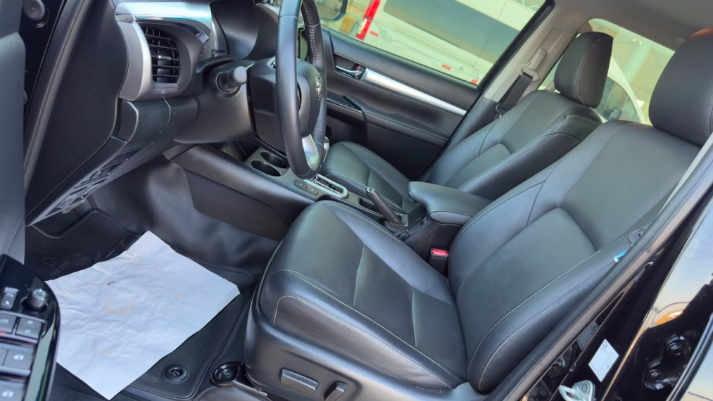toyota hilux 2.8 d-4d turbo diesel cd srx plus 4x4 automatico 4p 202413