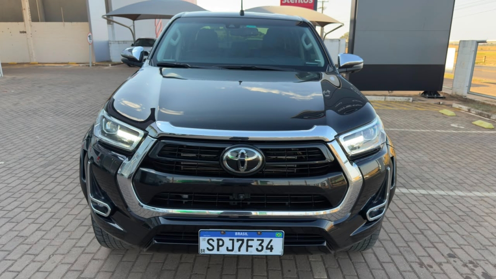 toyota hilux 2.8 d-4d turbo diesel cd srx plus 4x4 automatico 4p 20241