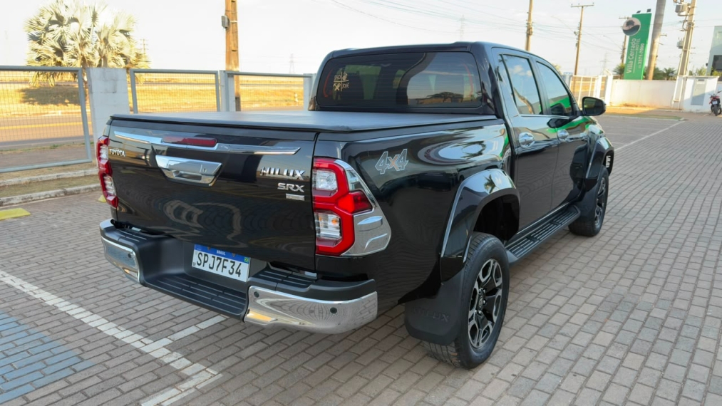 toyota hilux 2.8 d-4d turbo diesel cd srx plus 4x4 automatico 4p 20246
