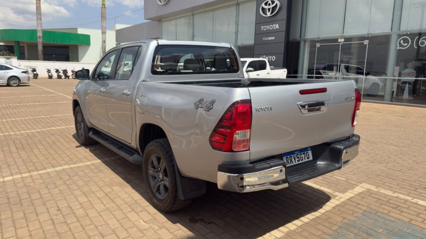 toyota hilux 2.8 d-4d turbo diesel cd sr 4x4 automatico 4p 20245