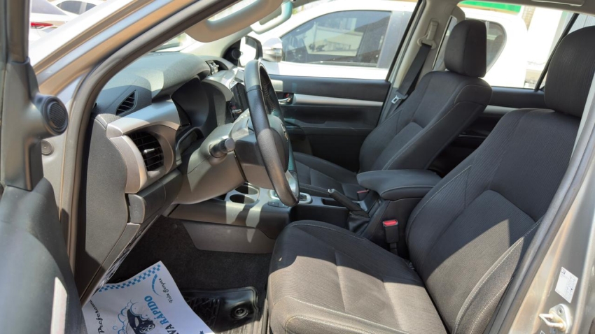 toyota hilux 2.8 d-4d turbo diesel cd sr 4x4 automatico 4p 202410