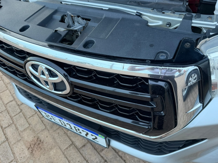 toyota hilux 2.8 srv 4x4 cd 16v diesel 4p automatico 202016
