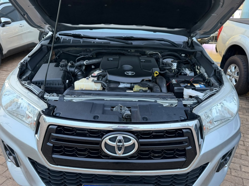 toyota hilux 2.8 srv 4x4 cd 16v diesel 4p automatico 202014