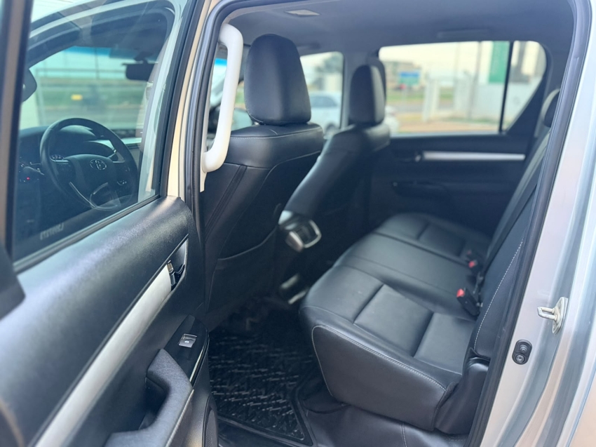 toyota hilux 2.8 srv 4x4 cd 16v diesel 4p automatico 202012