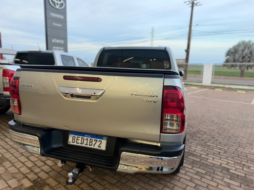 toyota hilux 2.8 srv 4x4 cd 16v diesel 4p automatico 20203