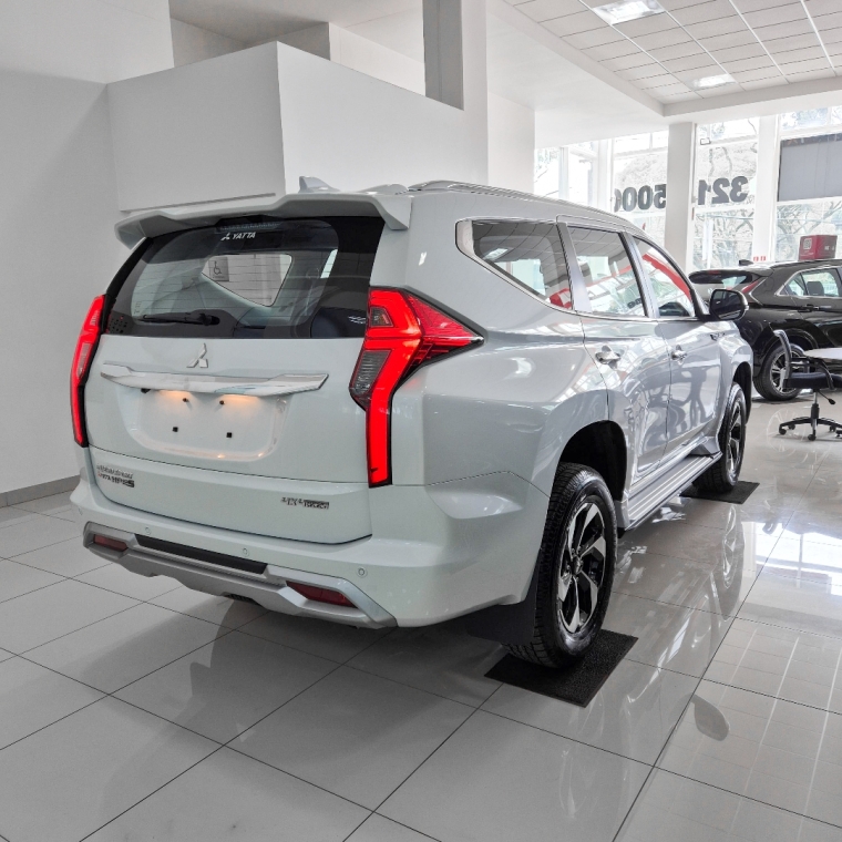 pajero sport hpe-s