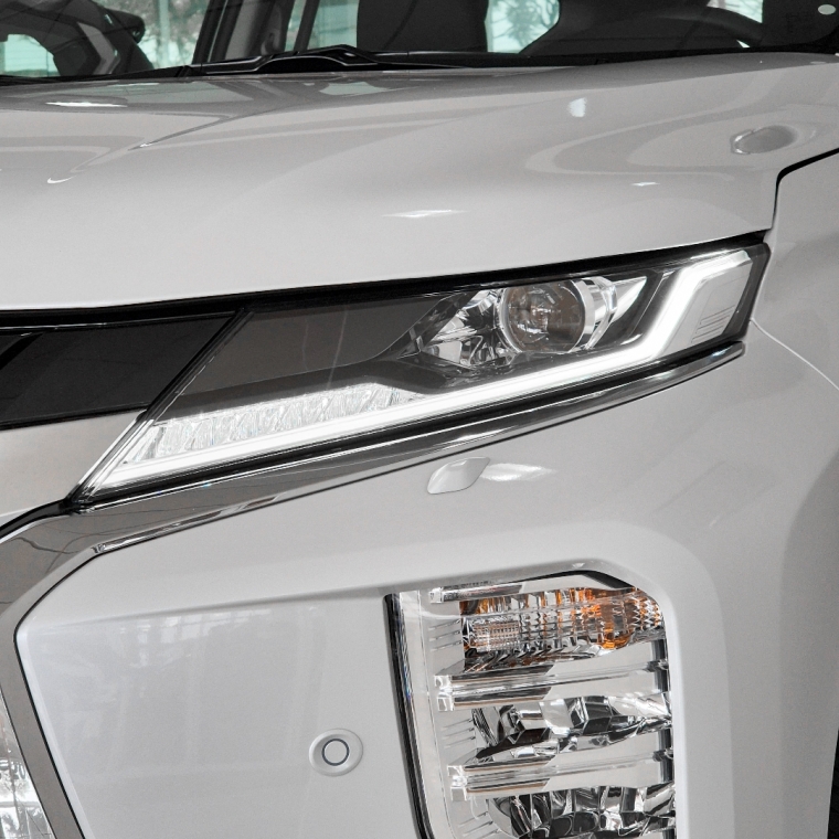 pajero sport hpe-s