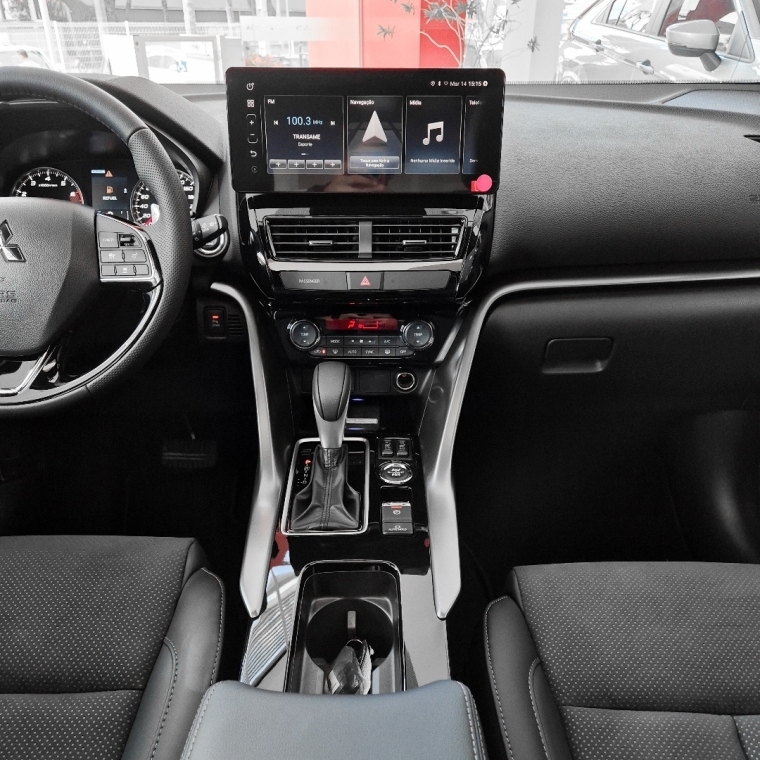 eclipse cross hpe-s black awc