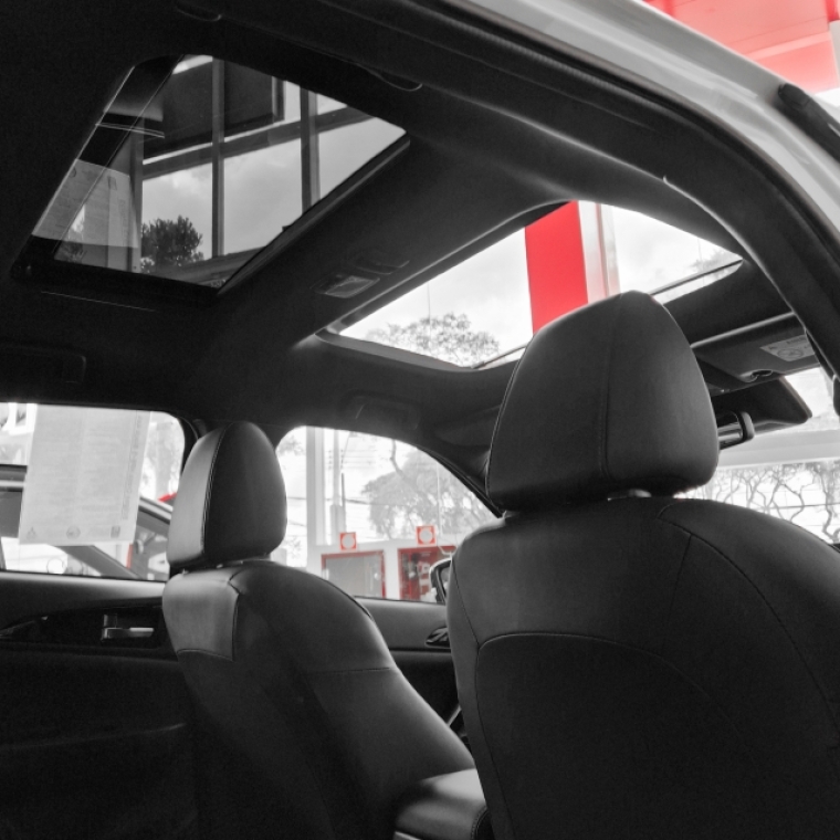 eclipse cross hpe-s black awc
