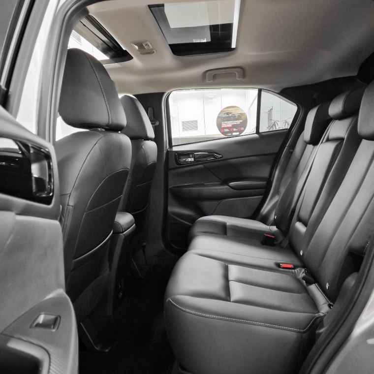 eclipse cross hpe-s awc