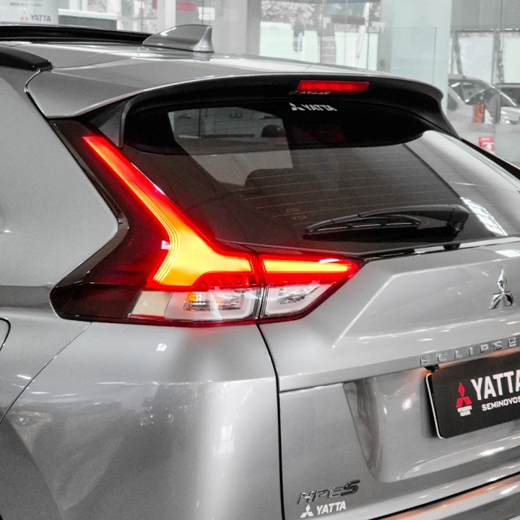 eclipse cross hpe-s awc