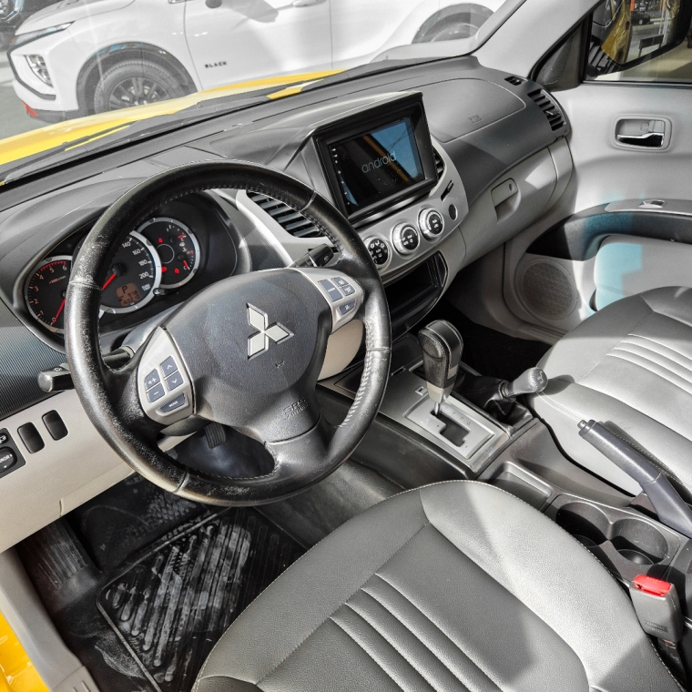 l200 triton savana