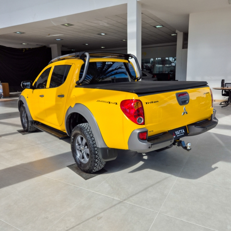 l200 triton savana