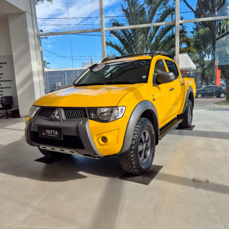 l200 triton savana