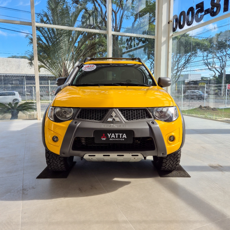 l200 triton savana