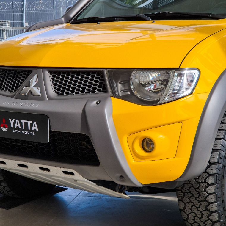 l200 triton savana
