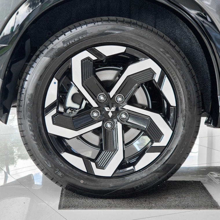 eclipse cross hpe-s