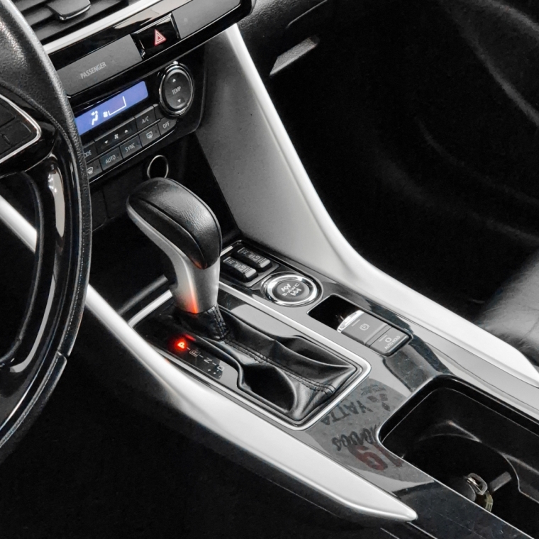 eclipse cross hpe-s awc