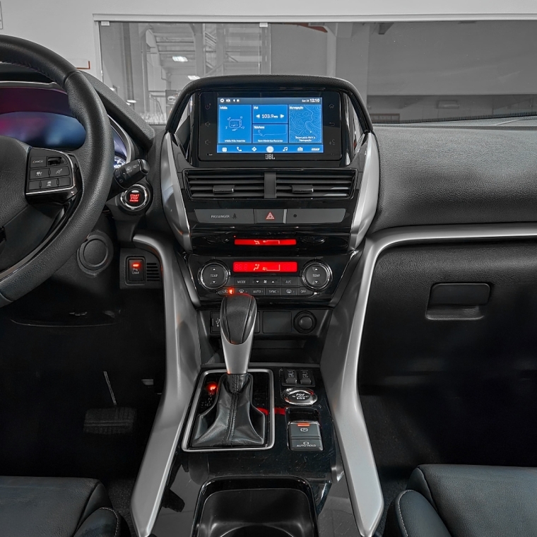 eclipse cross hpe-s awc