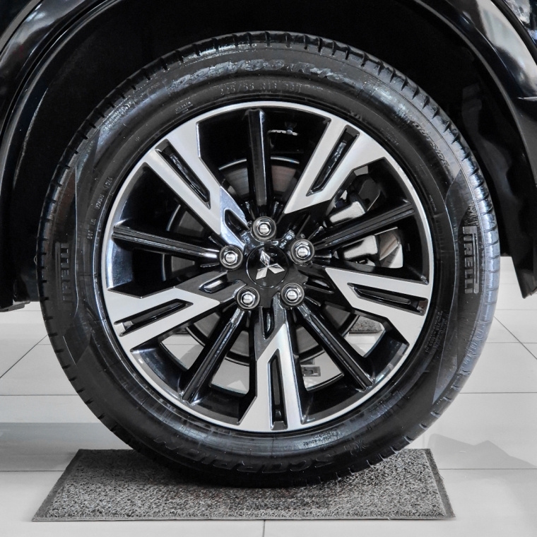 eclipse cross hpe-s awc