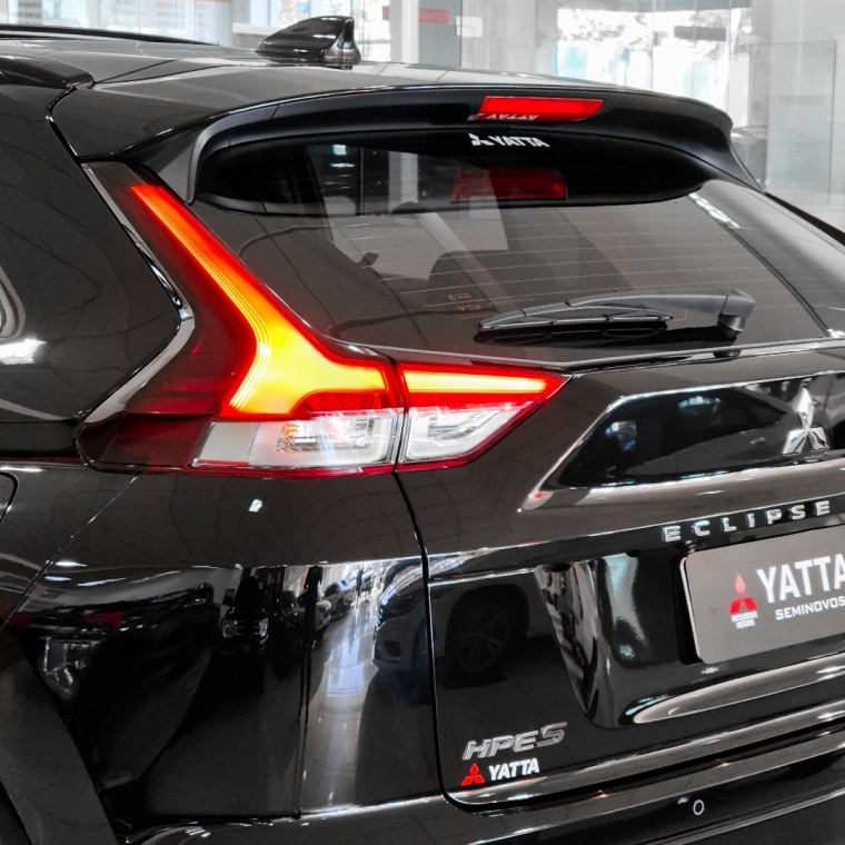 eclipse cross hpe-s awc