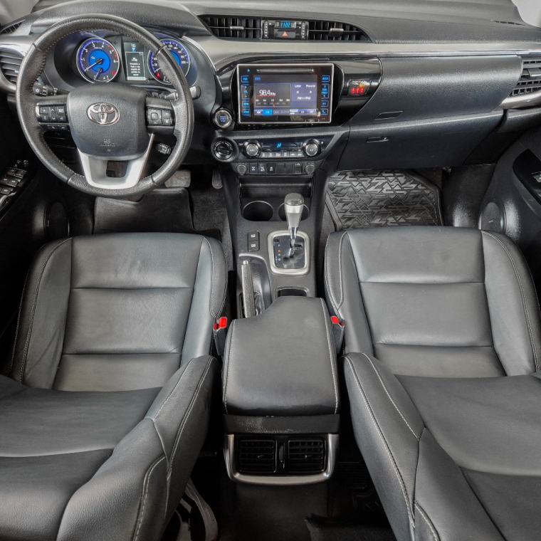 hilux srv