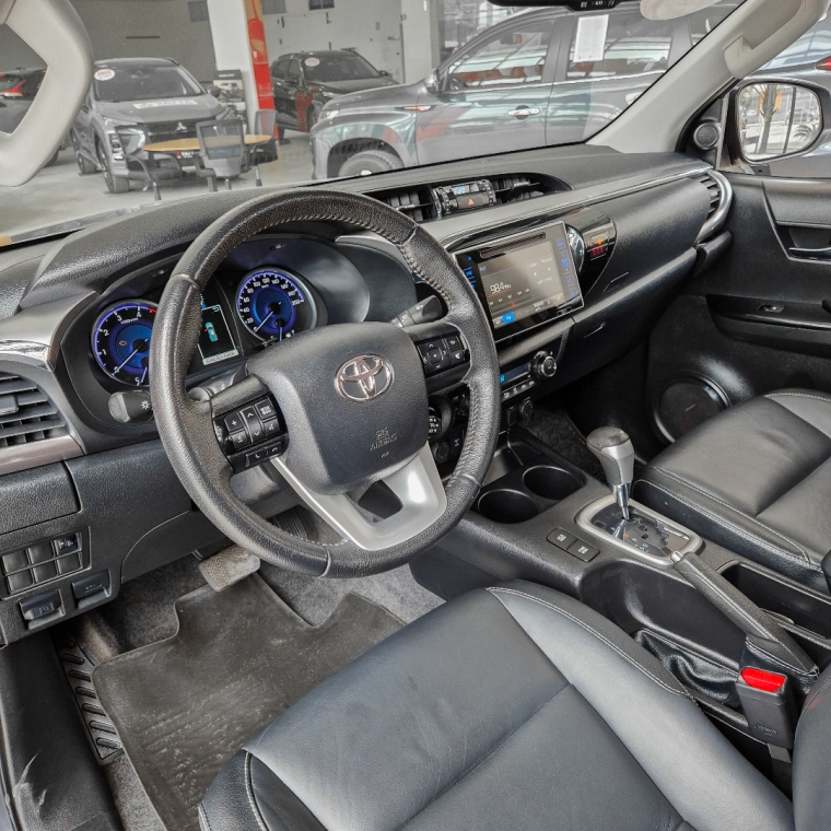 hilux srv