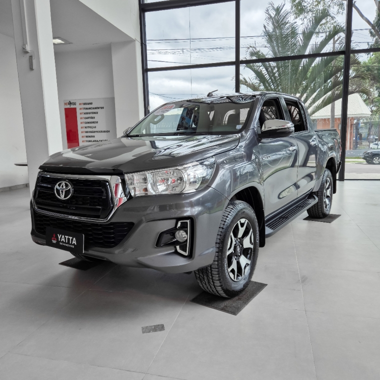 hilux srv