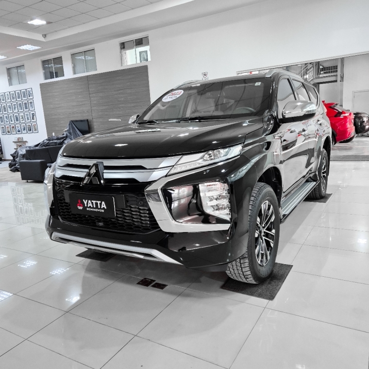 pajero sport hpe-s (blindada)