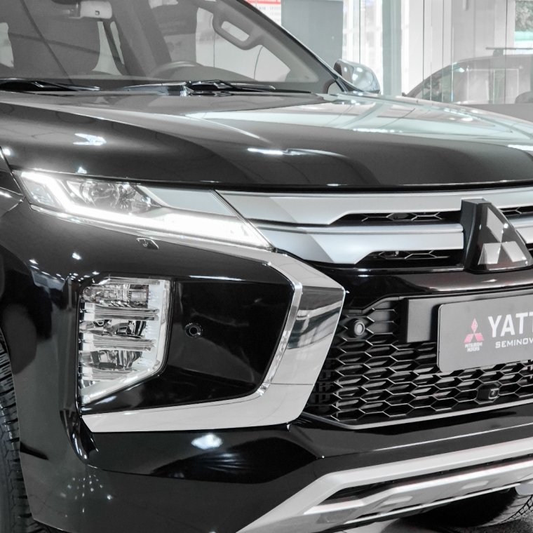 pajero sport hpe-s (blindada)