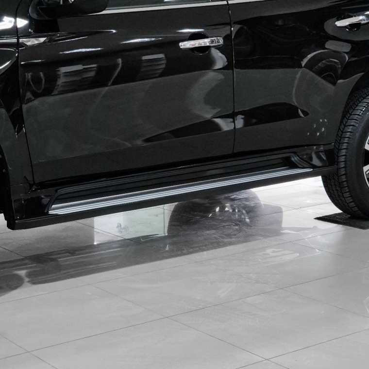 pajero sport hpe-s (blindada)
