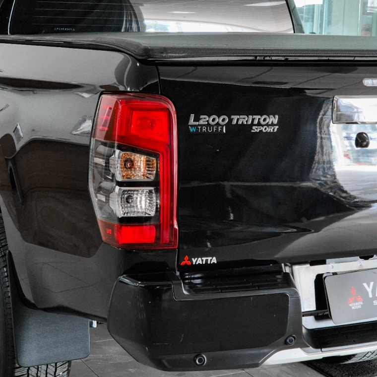 l200 triton sport hpe-s blindada
