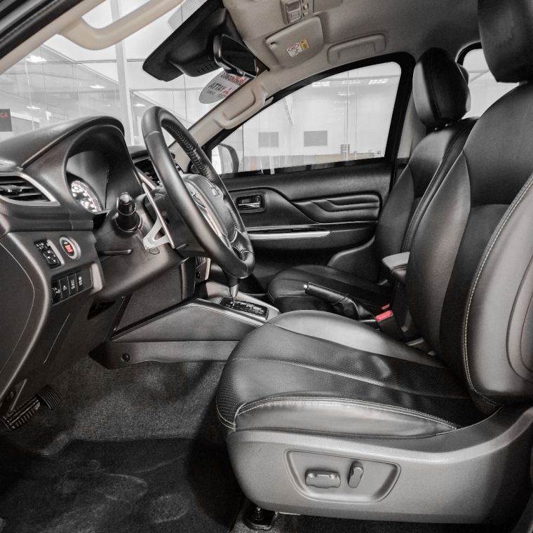 l200 triton sport hpe-s blindada