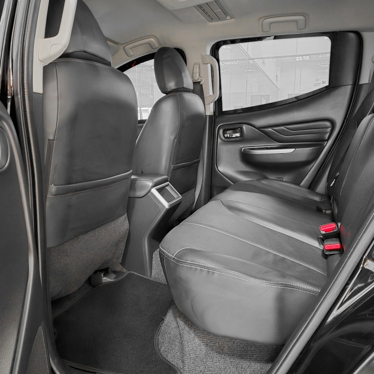 l200 triton sport hpe-s blindada