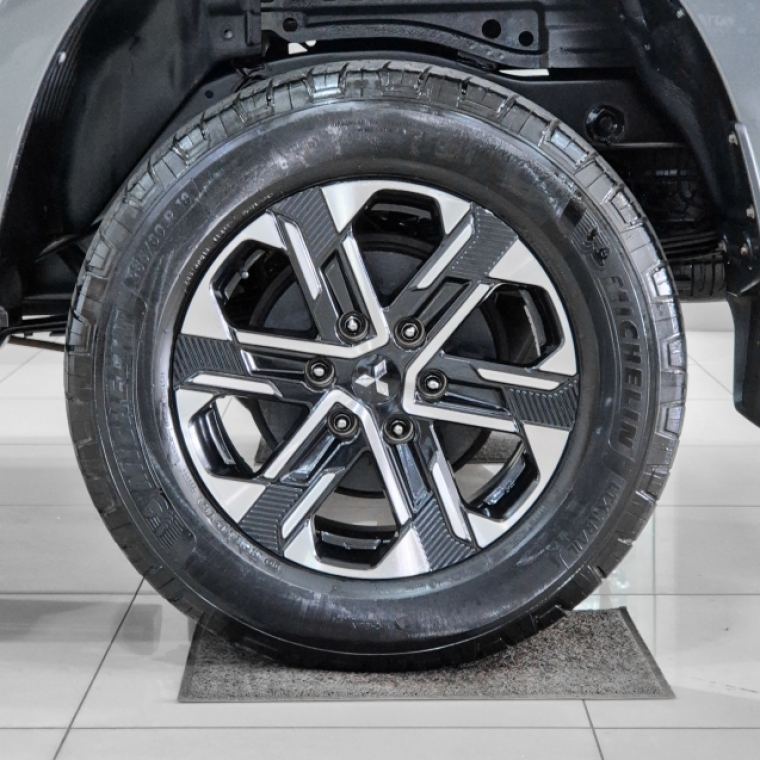 l200 triton sport hpe-s