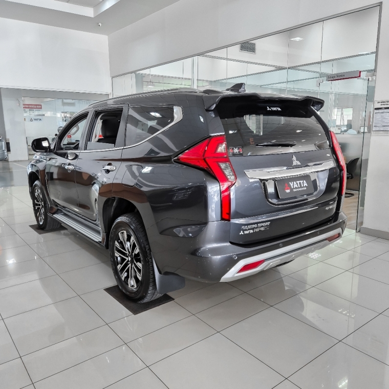 pajero sport hpe-s