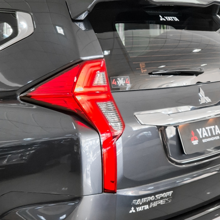 pajero sport hpe-s