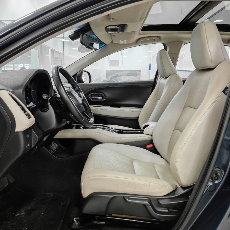 hr-v touring