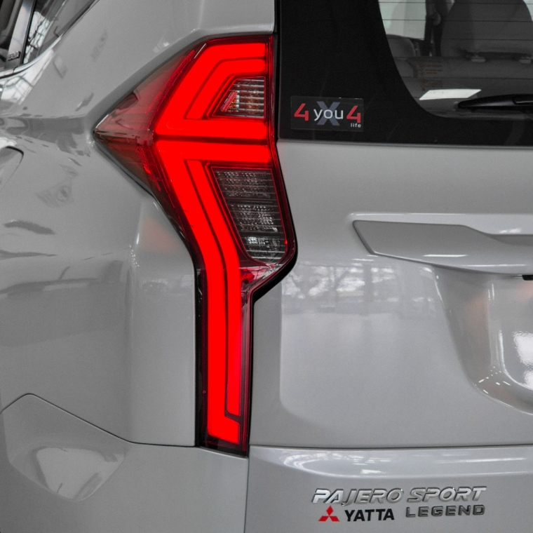 pajero sport legend