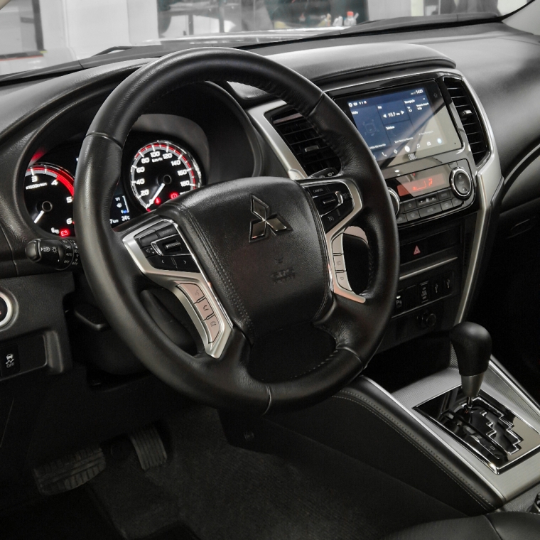 l200 triton sport hpe-s