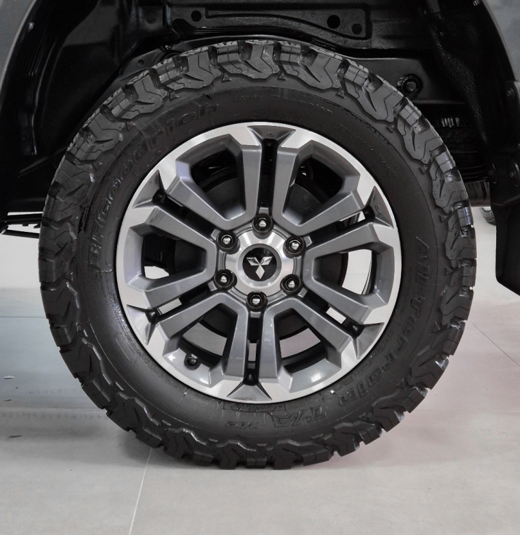 l200 triton sport hpe-s