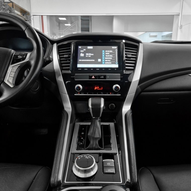 pajero sport hpe-s