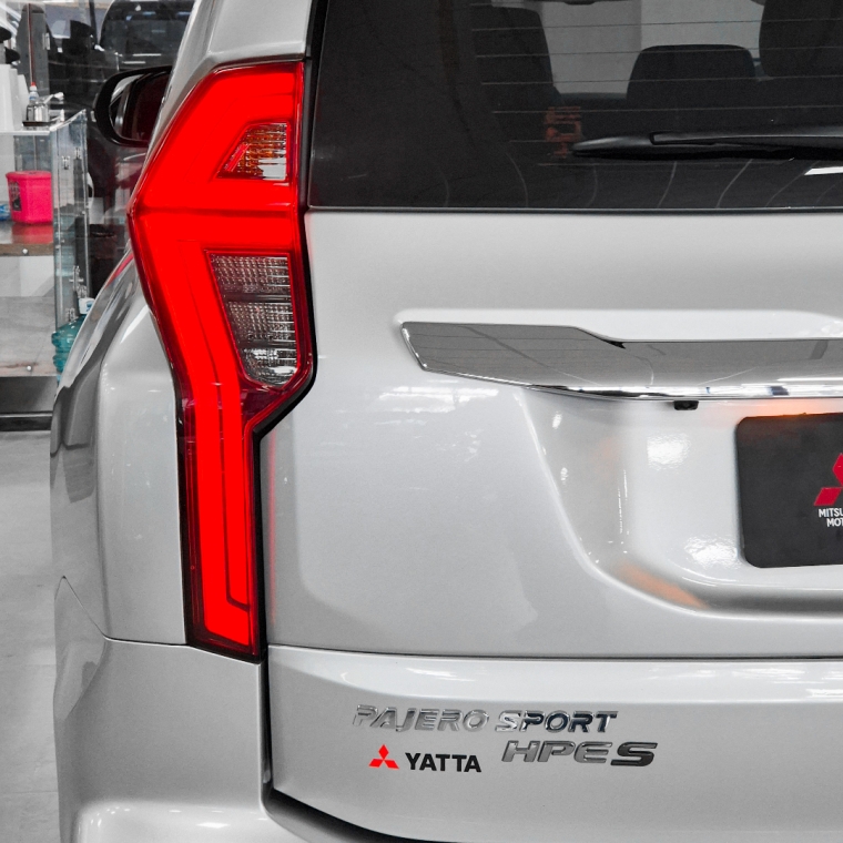 pajero sport hpe-s